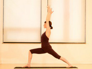 瑜伽健身 战士一式基本姿势练法详解